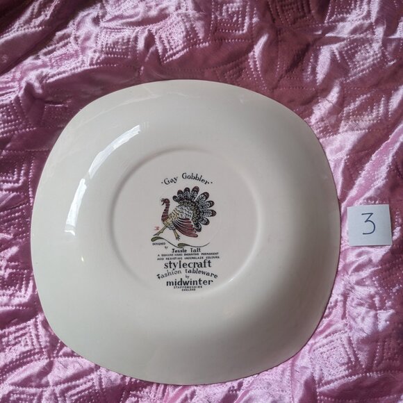 Hand painted turkey plates. - Picture 5 of 12